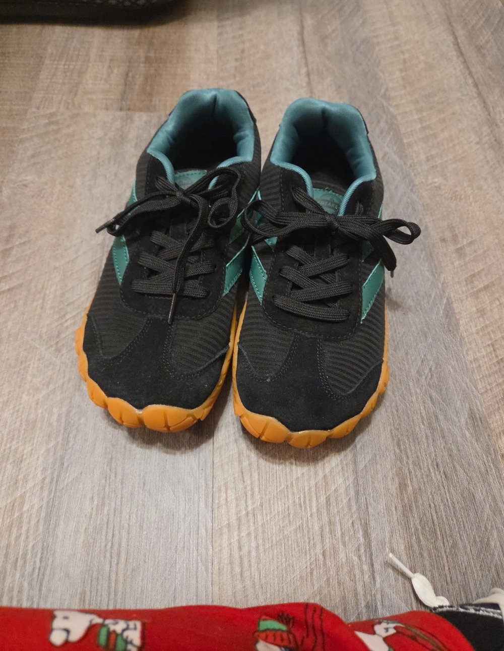 Amazon Black and Teal Athletic Sneakers with Orange Sole